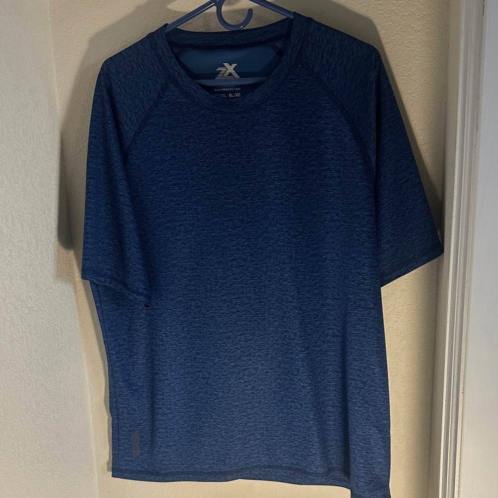 ZeroXposur Men's Heathered Blue Short Sleeve Tee